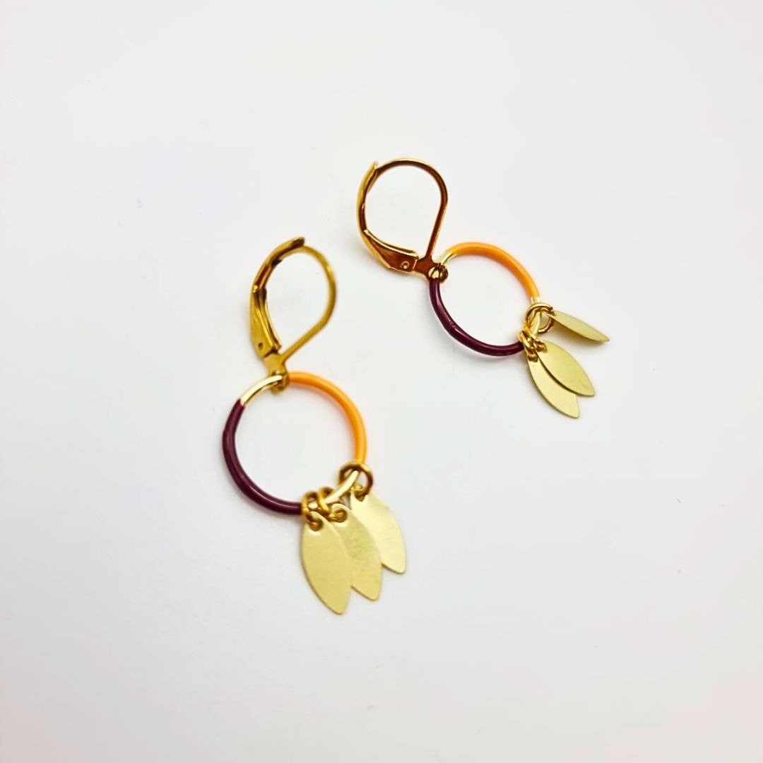 Boucles “Duo Éclat” – Résine bicolore & doré mat, fait main