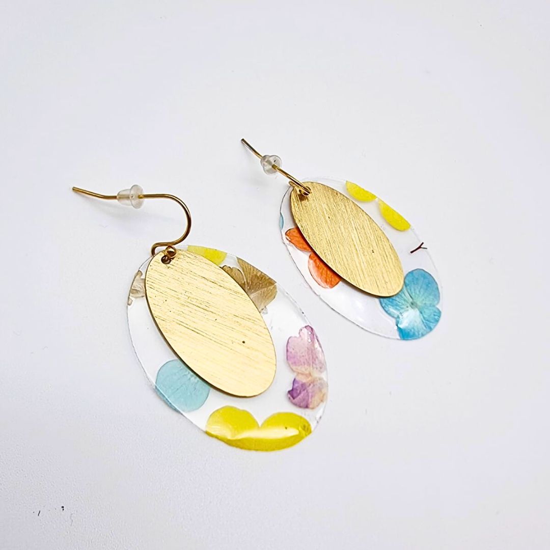 Boucles “Flora Major” – Bijou fleurs séchées & laiton doré, fait main