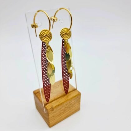 Boucles “Osier Graphique” – Bijou doré léger & artisanal