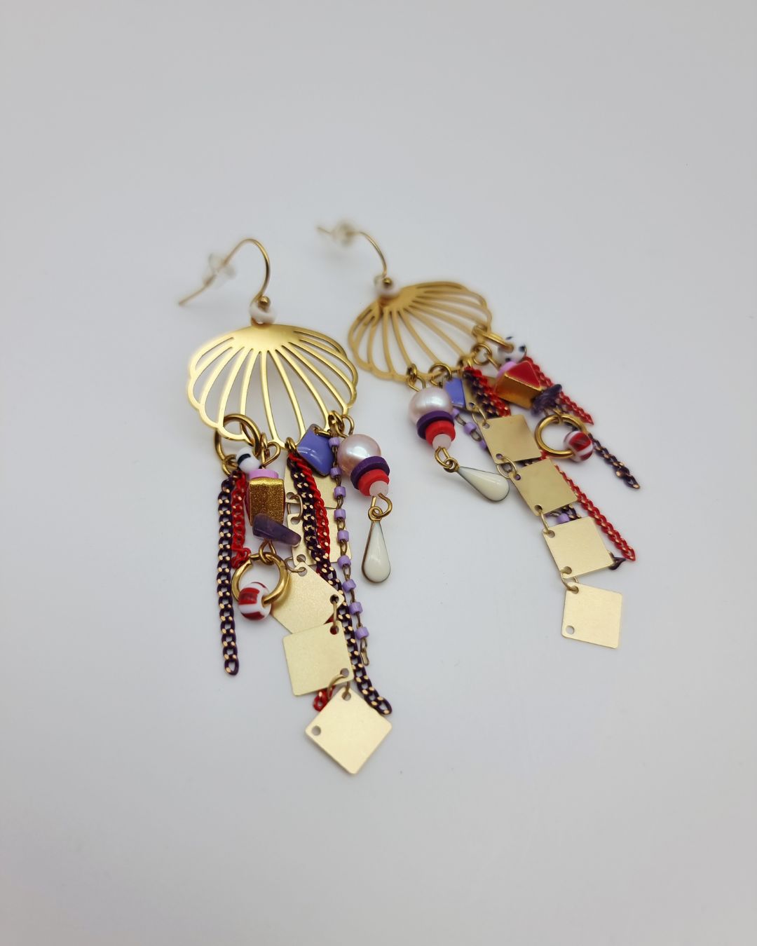 Boucles d'oreilles Lagune violet et rouge – Pièce unique artisanale – Image 2
