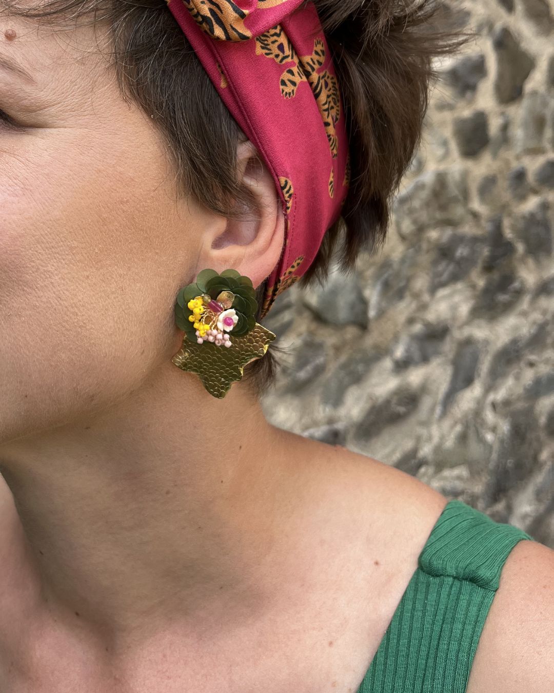 Boucles d'oreilles Jungle Fleurie – Pièce unique artisanale – Image 7